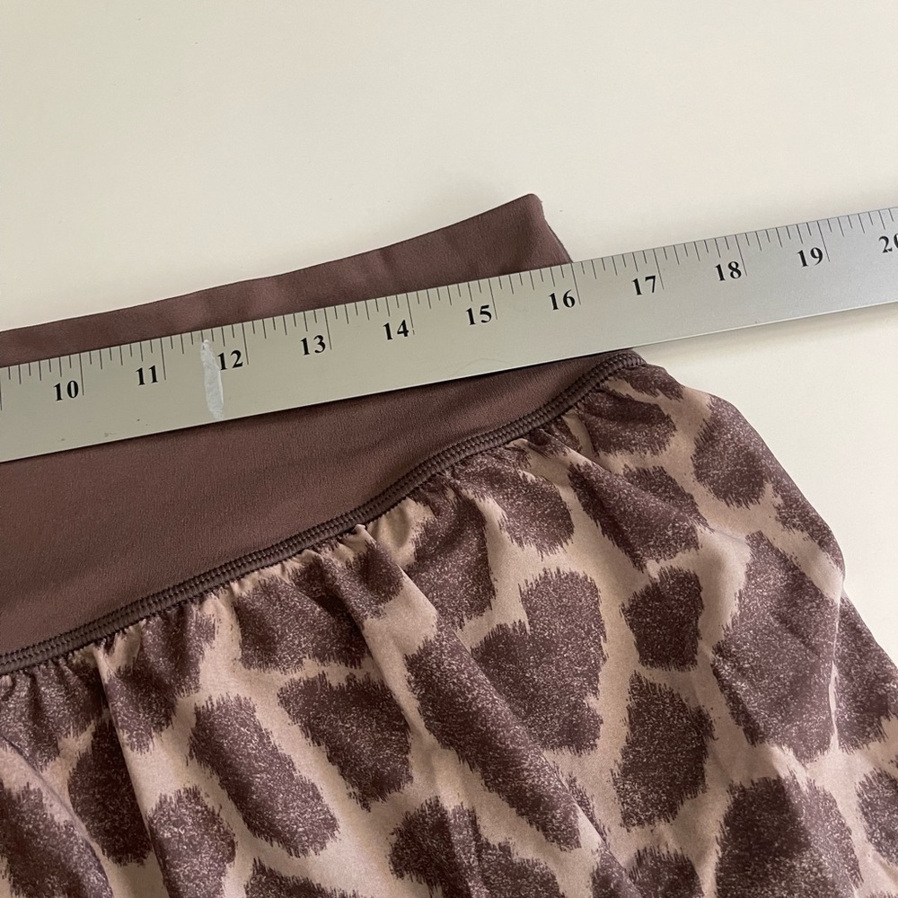 Aerie Offline Leopard Print Athletic Gym Shorts Size XL - Picture 8 of 10
